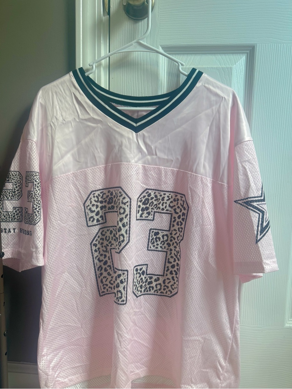 Pink leopard jersey top